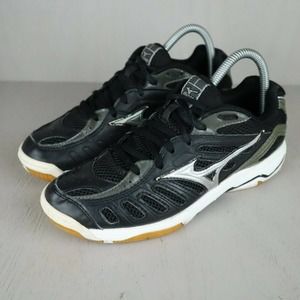 Mizuno Wave Rally 4 Athletic Running Shoe Womens Size 7.5 9KV-39003 Black White